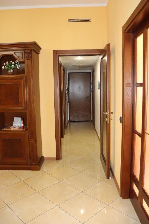 Casa Andreea Vicino Al Centro Di Olbia Iun R5904 Lägenhet Exteriör bild
