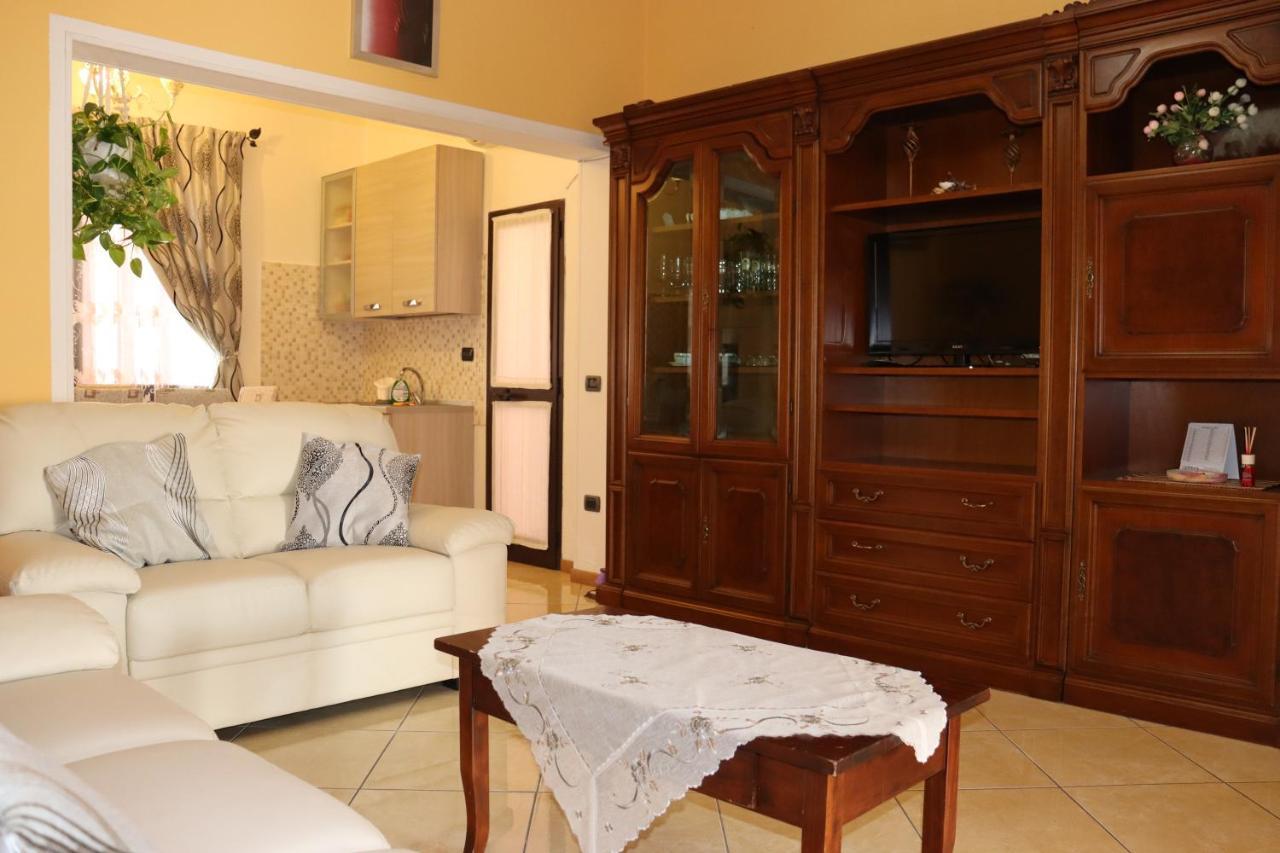 Casa Andreea Vicino Al Centro Di Olbia Iun R5904 Lägenhet Exteriör bild