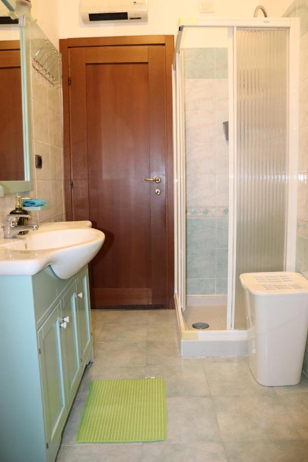 Casa Andreea Vicino Al Centro Di Olbia Iun R5904 Lägenhet Exteriör bild