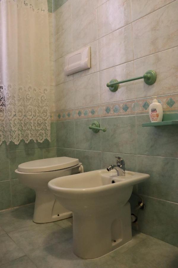 Casa Andreea Vicino Al Centro Di Olbia Iun R5904 Lägenhet Exteriör bild