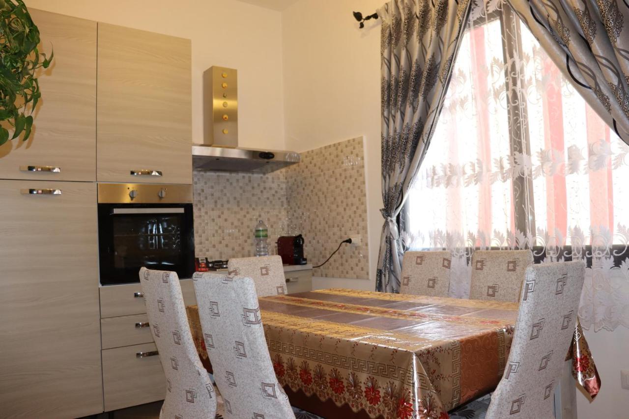 Casa Andreea Vicino Al Centro Di Olbia Iun R5904 Lägenhet Exteriör bild