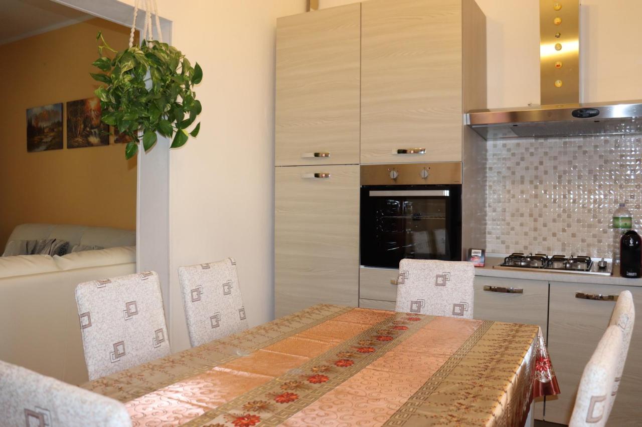 Casa Andreea Vicino Al Centro Di Olbia Iun R5904 Lägenhet Exteriör bild